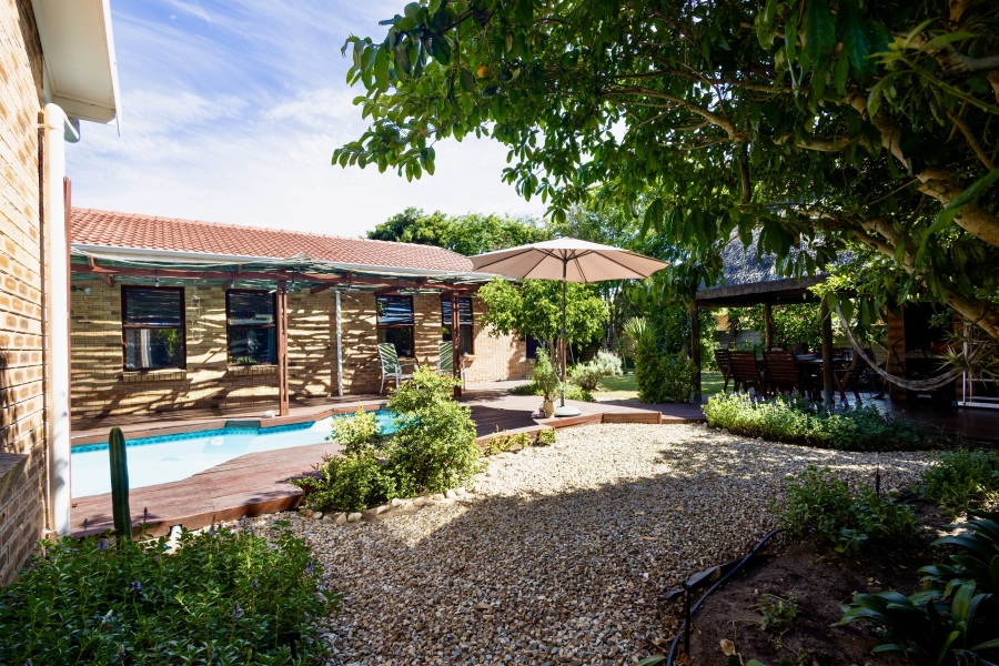4 Bedroom Property for Sale in Sonstraal Heights Western Cape